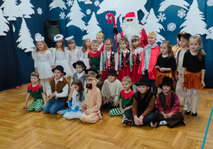 zdjęcie grupowe - przedszkolaki z grupy VIII