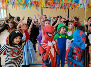 Bal karnawałowy