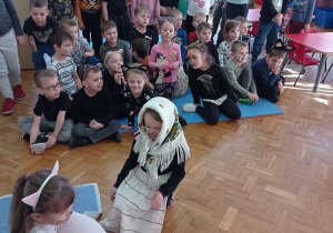scenka teatralna o kotku