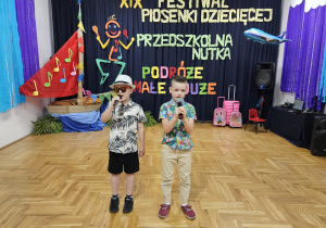 przedstawiciele naszego przedszkola - Franciszek Salamon i Ignacy Architekt podczas występu
