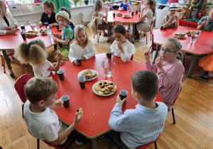 poczęstunek dla gości - uczestników festiwalu