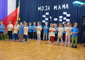 część artystyczna w wykonaniu przedszkolaków