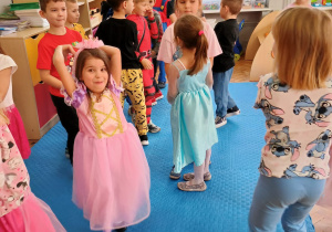 zabawy taneczna dzieci