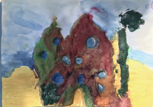 praca plastyczna: masa piaskowa - zamek zoknami, góry i wysokie drzewo, pomalowane farbami