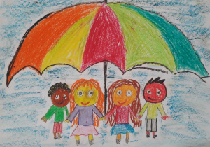 plakat - czwórka dzieci o różnych kolorach skóry idzie pod jednym wielkim, kolorowym parasolem