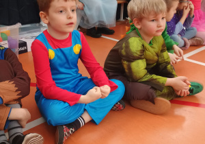 przedszkolaki na balu