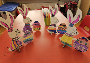 ozdobione tekturowe zajączki